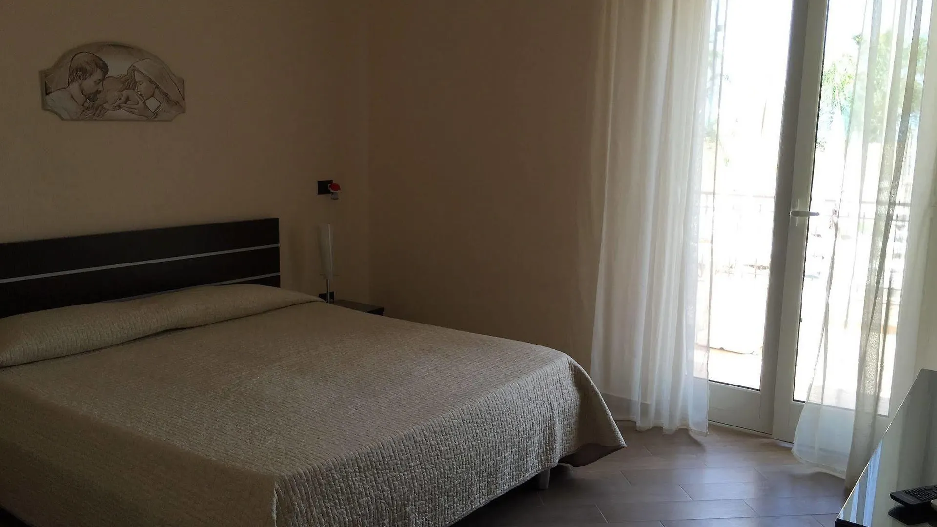 Costa Del Sol Villa Agrigento 0*,  Italy